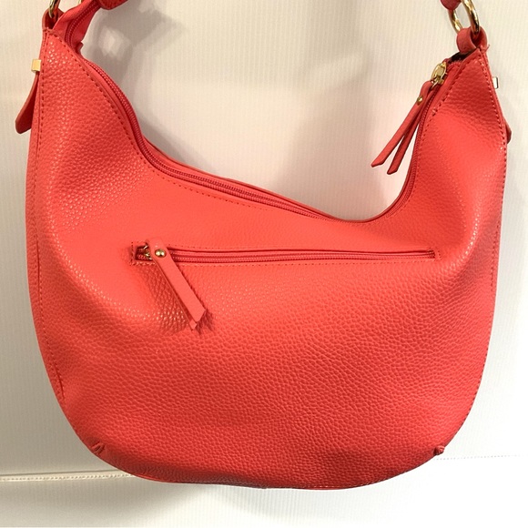 B.lush brand shoulder bag - Picture 3 of 3